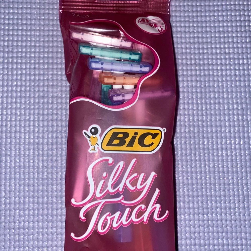 Bic razor bundle - Picture 3 of 5